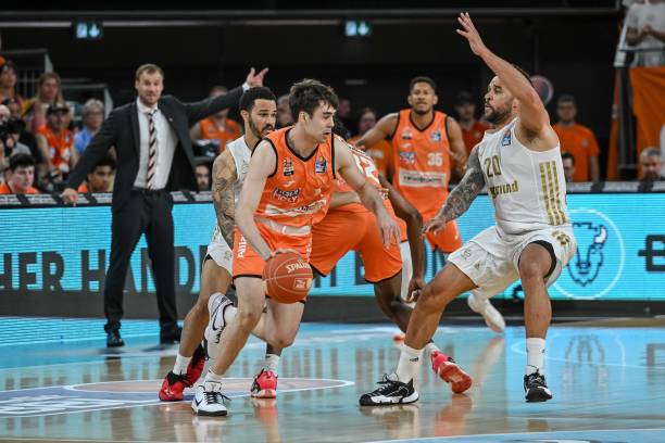 更是球队 更是球队