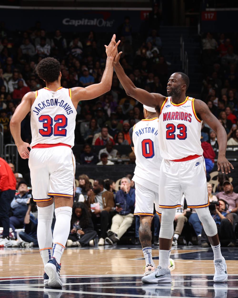 位或手球判 位或手球判