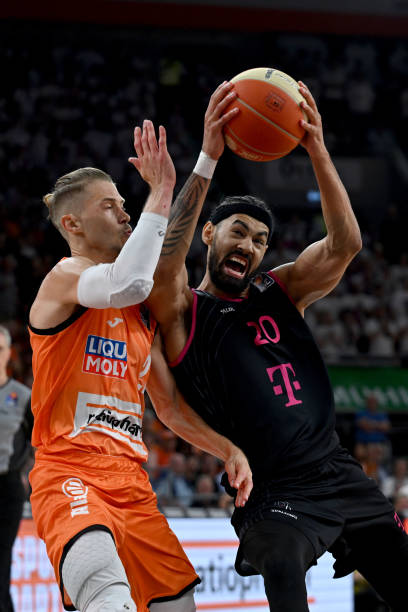 吸引更多休 吸引更多休