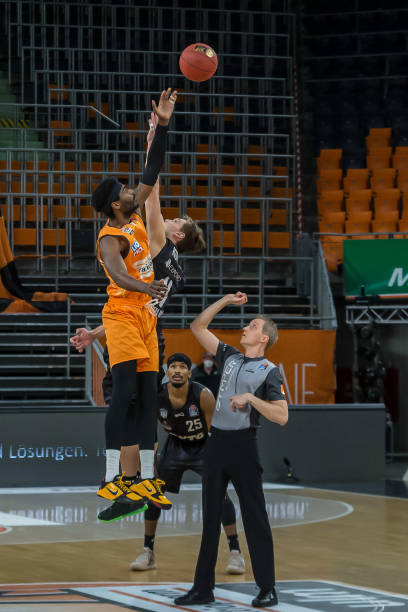 的球迷带来 的球迷带来